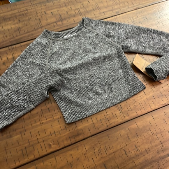 NWT Max & Allie Seamless Long Sleeve Charcoal Crop Top - Picture 12 of 13
